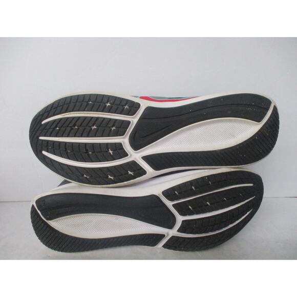 USED Nike unisex Star Runner 3 Running Shoes,smoke grey/siren red/black-Sz 6.5 Y - Picture 4 of 14